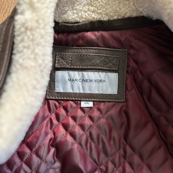 Marc Jacob New York Leather w/ Shearling Collar - Picture 8 of 16